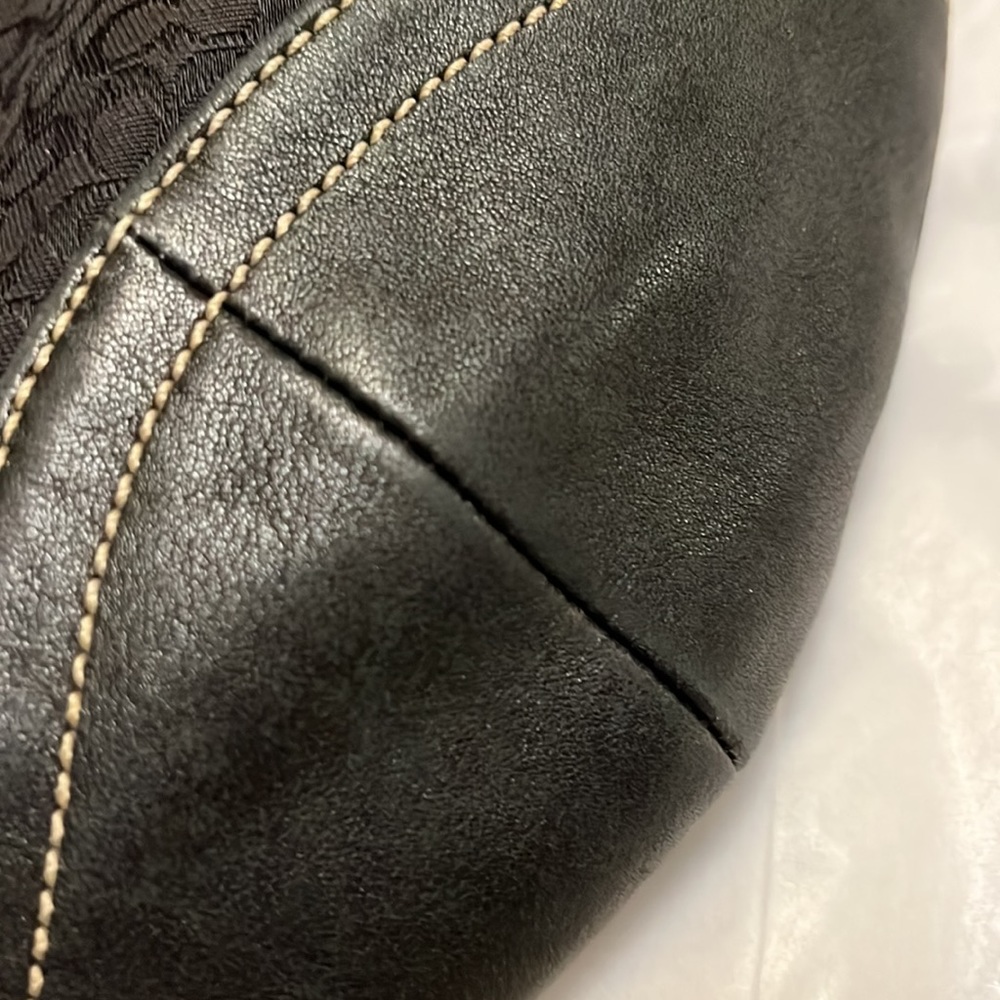 Authentic vintage Coach bag in good condition L0401461 - Picture 6 of 16